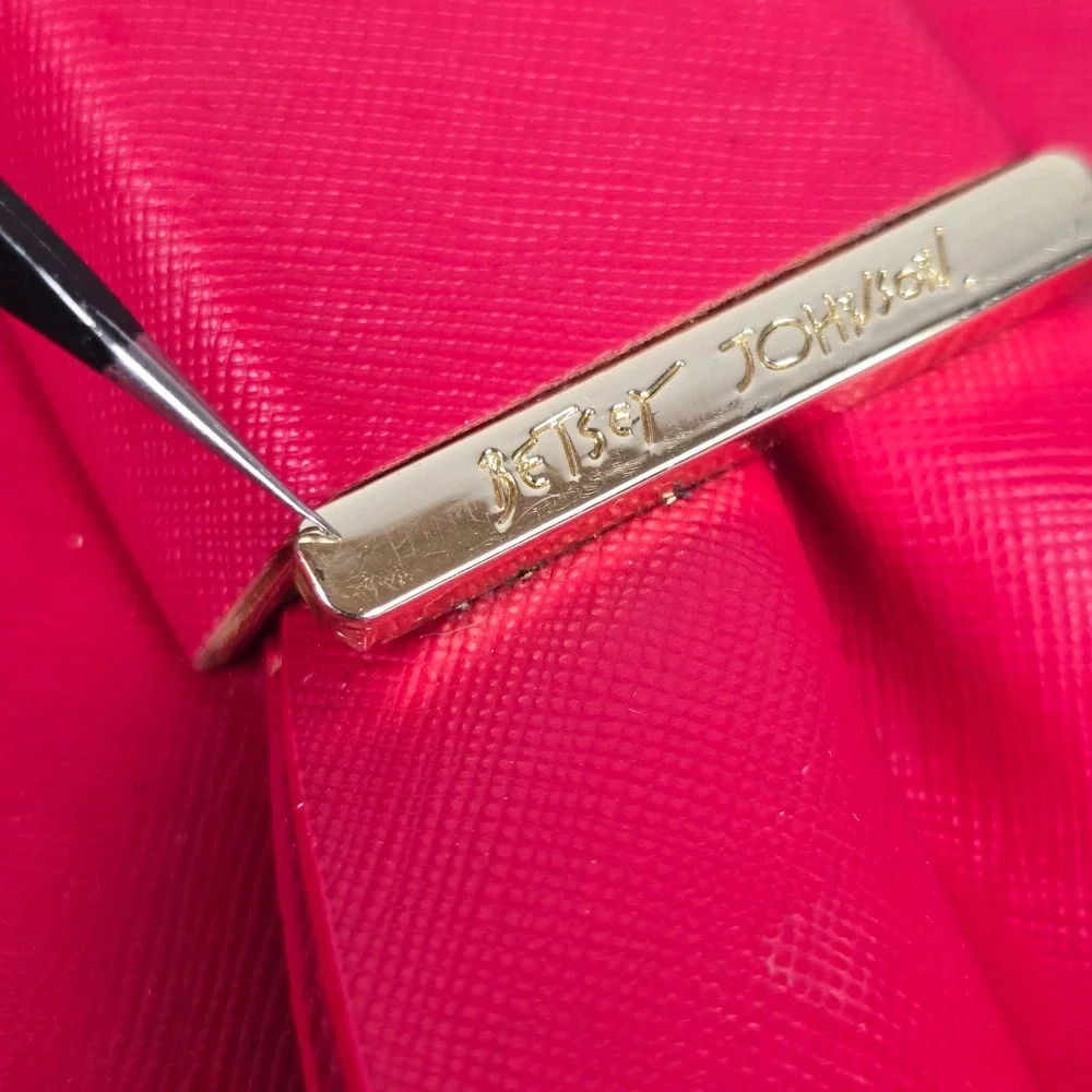 Betsey Johnson betsey johnson